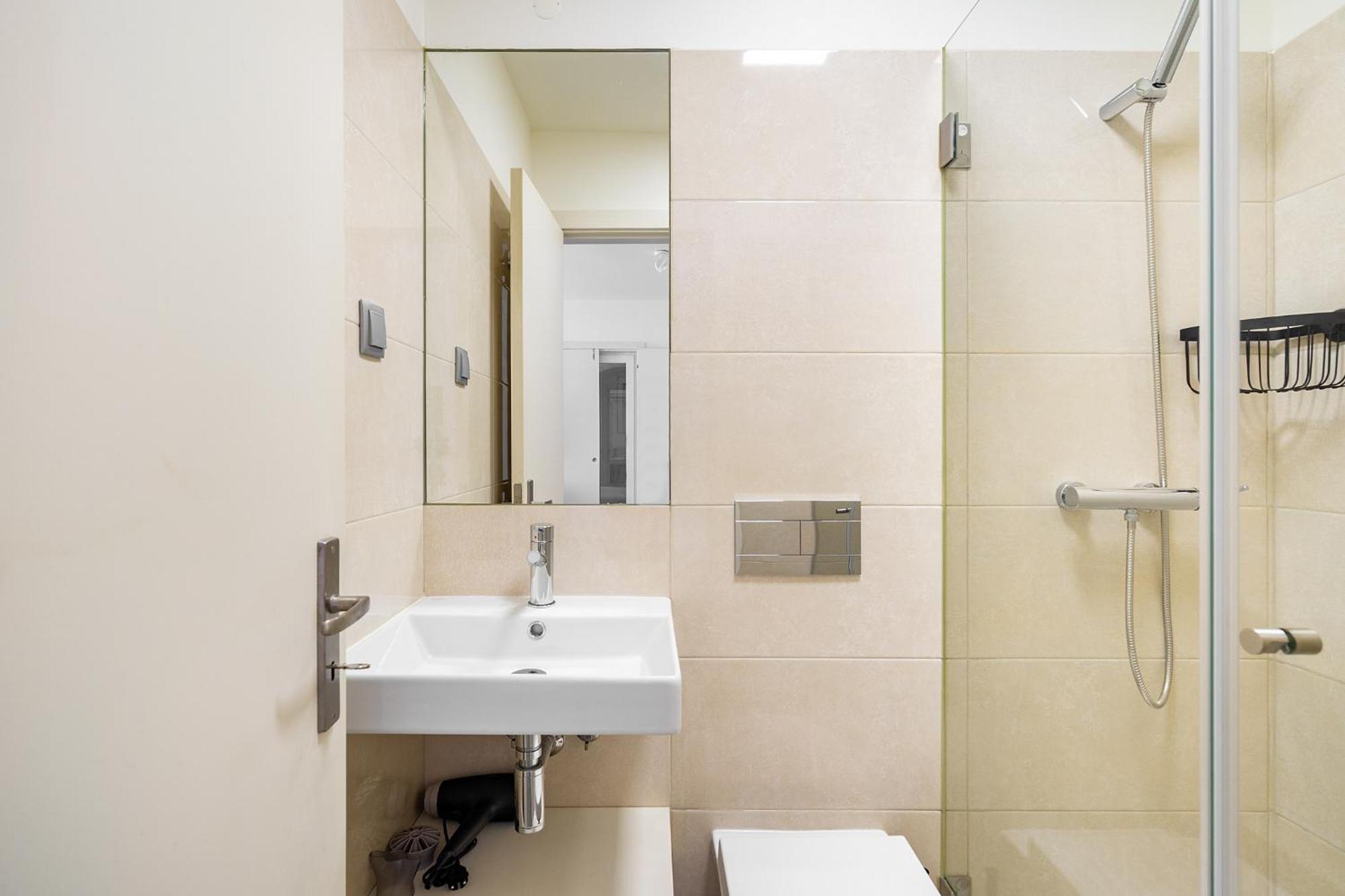 Apartment Intendente Modern Lisbon