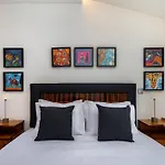 Intendente Modern Stays