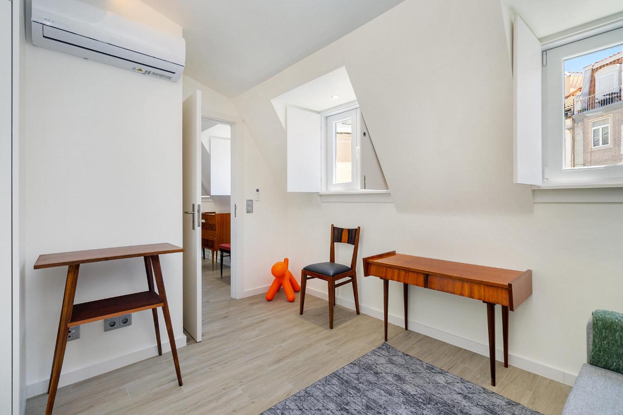 Apartment Intendente Modern Lisbon
